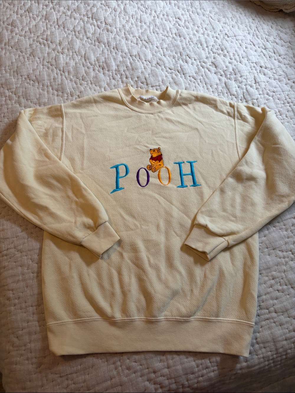 Vintage Winnie the Pooh Embroidered Sweatshirt- Medium